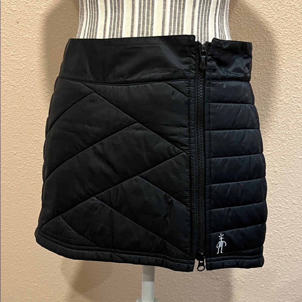 Smartwool Black Quilted Women's Skirt. EUC. XS